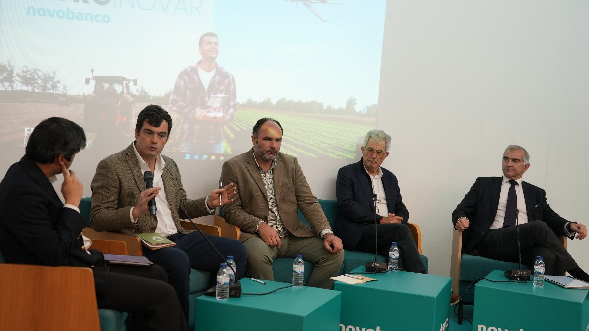 Sala cheia para debater os desafios do setor agrícola algarvio